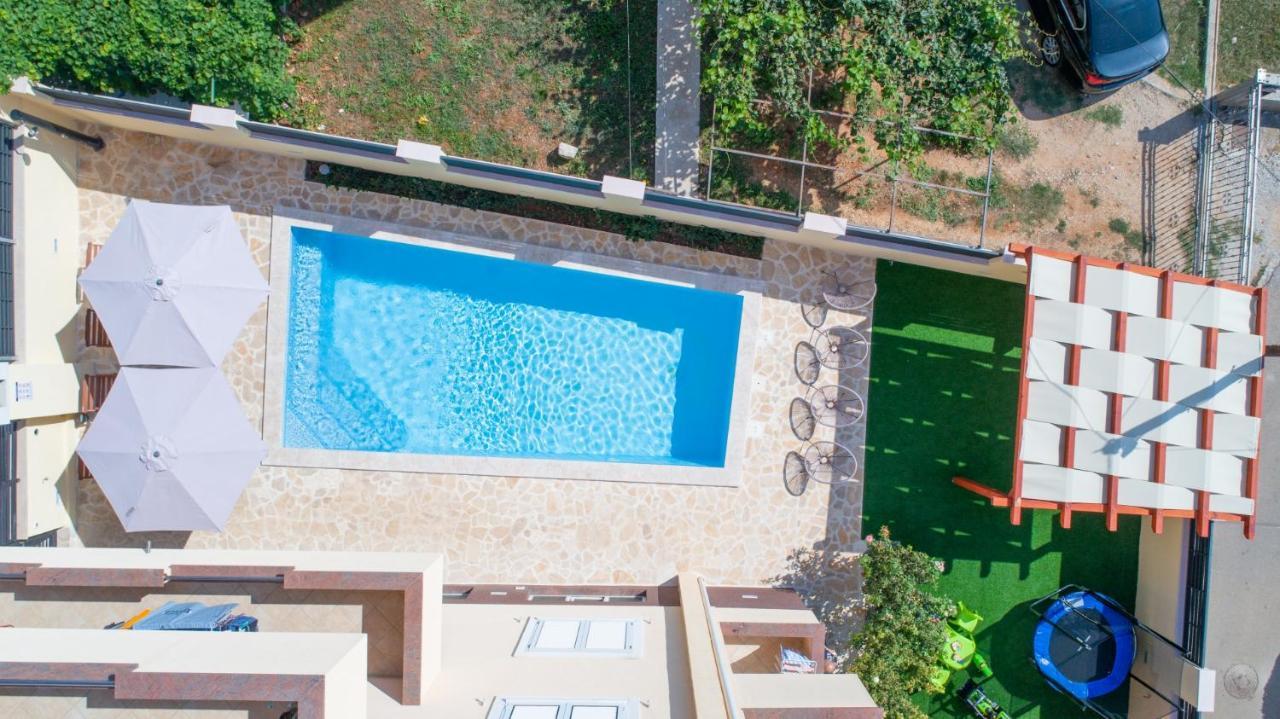 Apartments Dijana Zadar Exterior foto