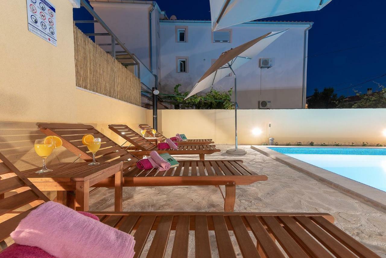 Apartments Dijana Zadar Exterior foto